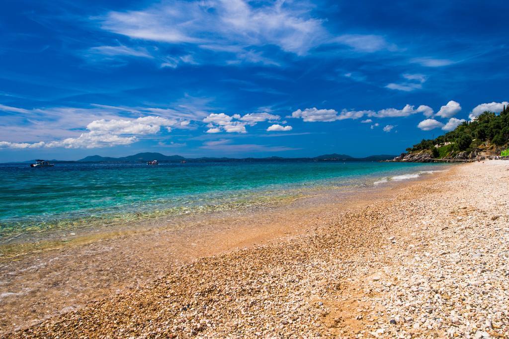 Krouzeri Beach Apartments Nisaki  Quarto foto