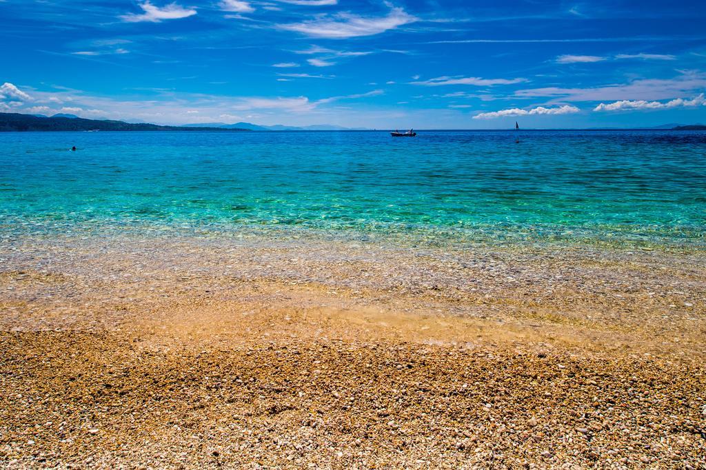 Krouzeri Beach Apartments Nisaki  Quarto foto